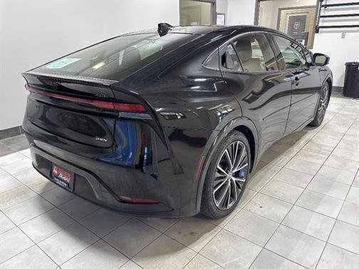2023 Toyota Prius XLE