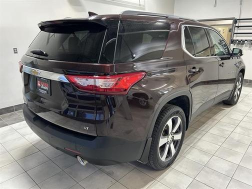 2021 Chevrolet Traverse LT Leather