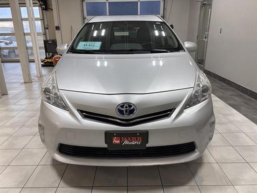 2012 Toyota Prius v Five