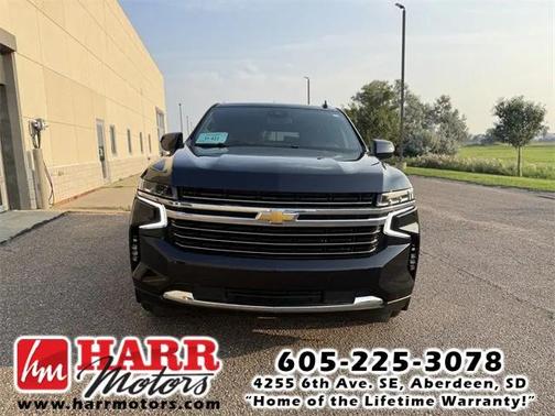 2023 Chevrolet Suburban LT