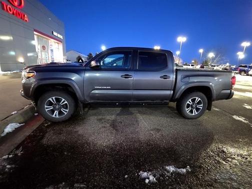2018 Toyota Tacoma TRD Sport