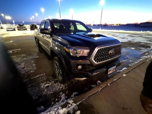 2018 Toyota Tacoma TRD Sport