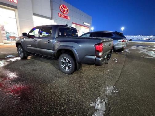 2018 Toyota Tacoma TRD Sport