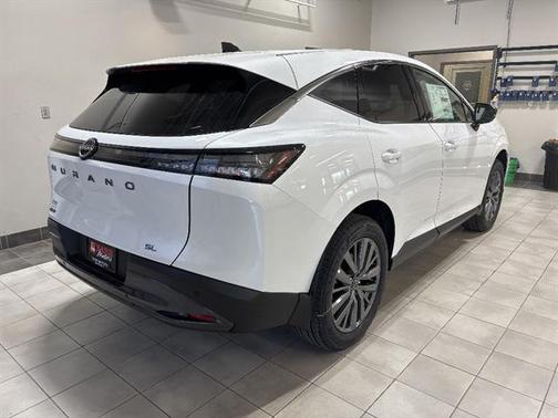 Everest White Pearl 2026 Nissan Murano SL