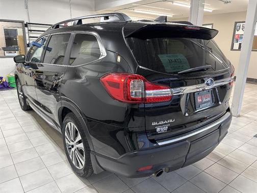 Crystal Black Silica 2021 Subaru Ascent Limited 7-Passenger