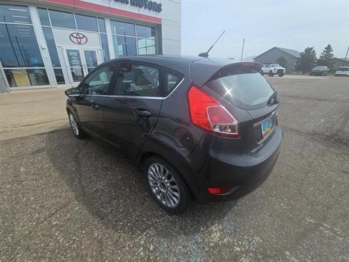 Magnetic 2016 Ford Fiesta Titanium