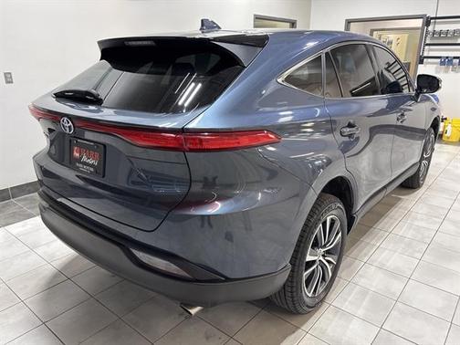 2023 Toyota Venza LE