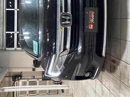 2019 Honda Pilot Touring 8-Passenger