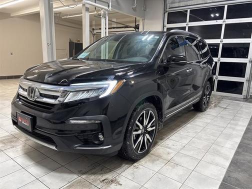 2019 Honda Pilot Touring 8-Passenger