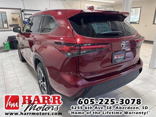 2022 Toyota Highlander XLE