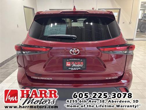 2022 Toyota Highlander XLE
