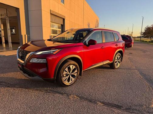2022 Nissan Rogue SV