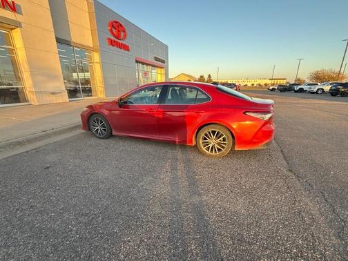 2023 Toyota Camry XLE