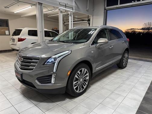 2017 Cadillac XT5 Premium Luxury