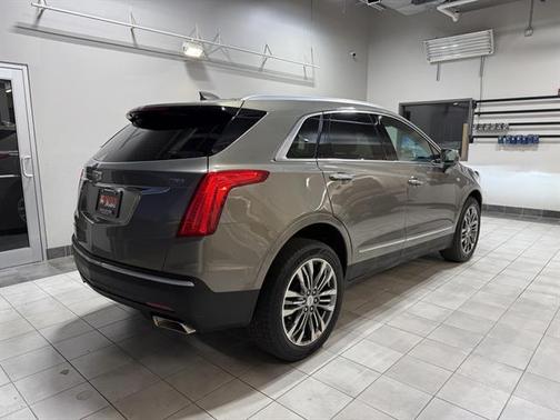 2017 Cadillac XT5 Premium Luxury