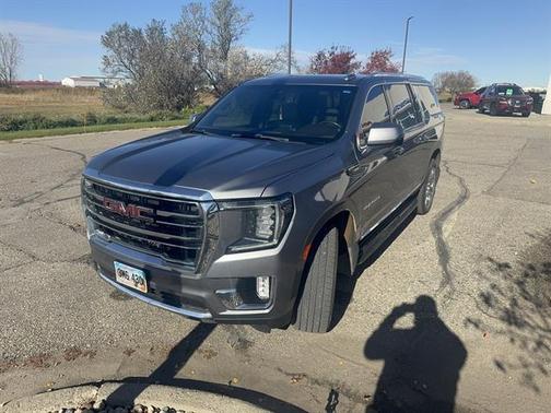 2021 GMC Yukon XL SLT