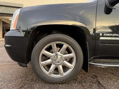 2009 GMC Yukon XL Denali