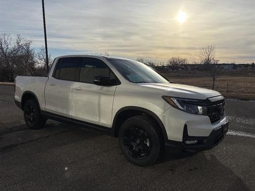 Platinum White Pearl 2026 Honda Ridgeline Black