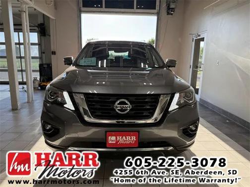 2020 Nissan Pathfinder Platinum 4WD