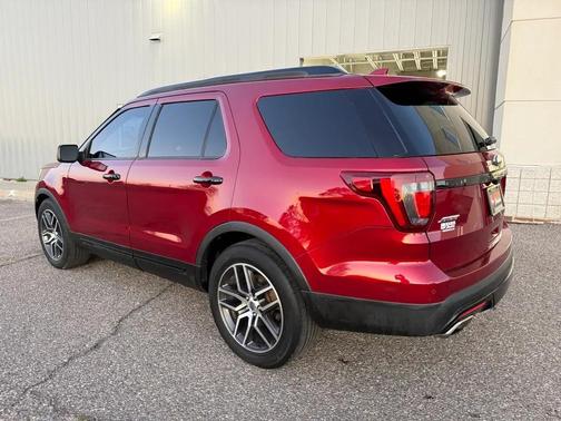 2017 Ford Explorer sport