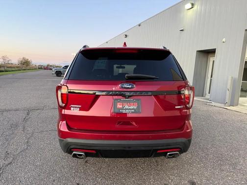2017 Ford Explorer sport