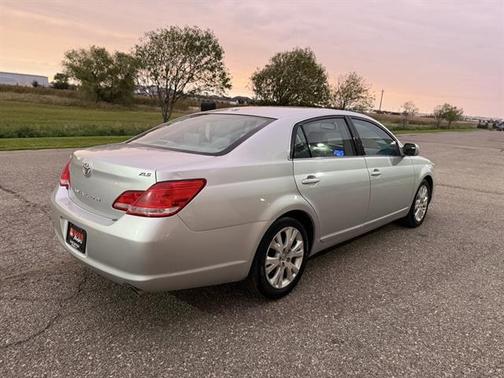 2010 Toyota Avalon Limited