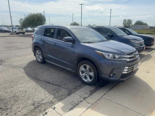 2018 Toyota Highlander Limited