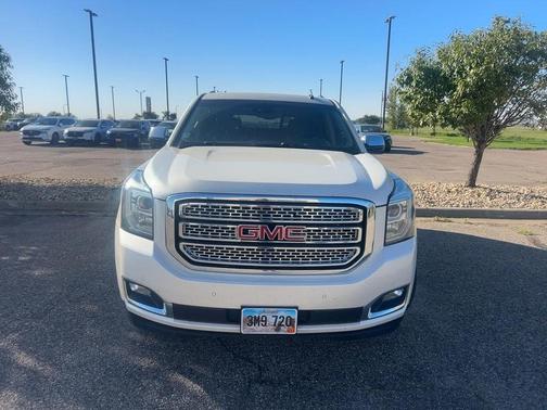 2015 GMC Yukon SLT