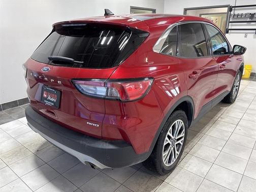 2022 Ford Escape SEL