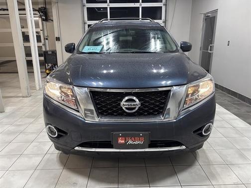 2016 Nissan Pathfinder SL