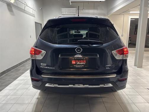2016 Nissan Pathfinder SL