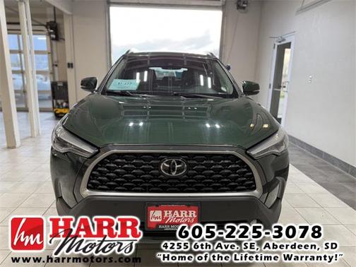 2022 Toyota Corolla Cross XLE