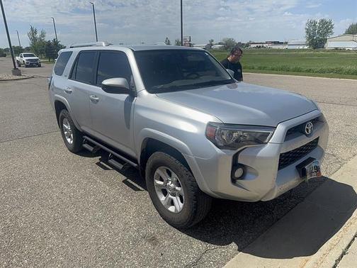 Classic Silver Metallic 2018 Toyota 4Runner SR5