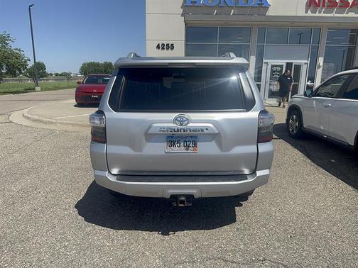 Classic Silver Metallic 2018 Toyota 4Runner SR5