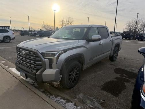 2023 Toyota Tundra Platinum
