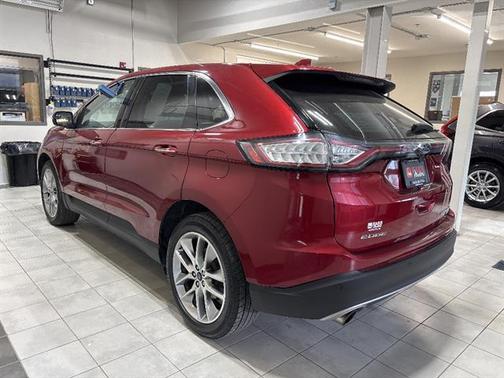 Ruby Red Metallic Tinted Clearcoat 2018 Ford Edge Titanium