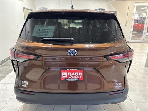 2021 Toyota Sienna XLE 7 Passenger