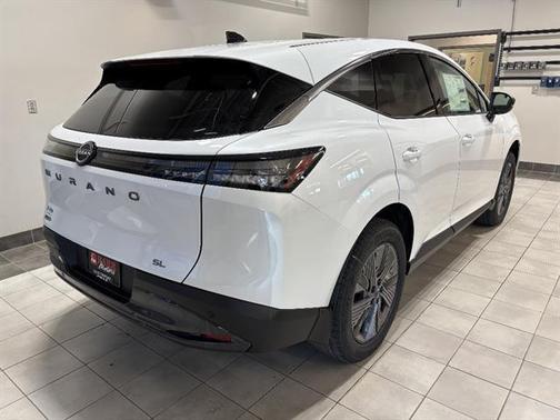 Everest White Pearl 2026 Nissan Murano SL