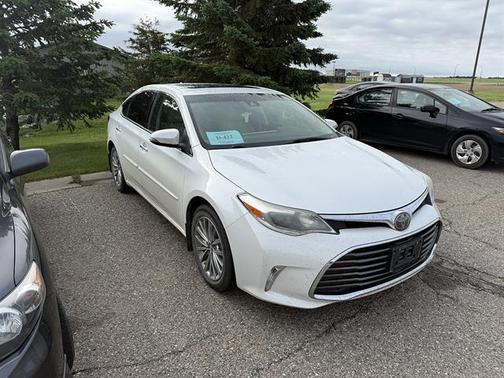 Blizzard Pearl 2016 Toyota Avalon Limited