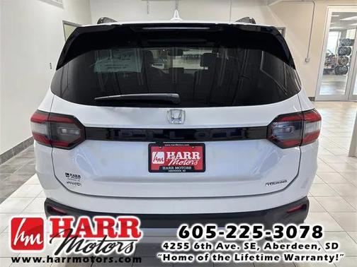 2023 Honda Pilot Touring 8-Passenger