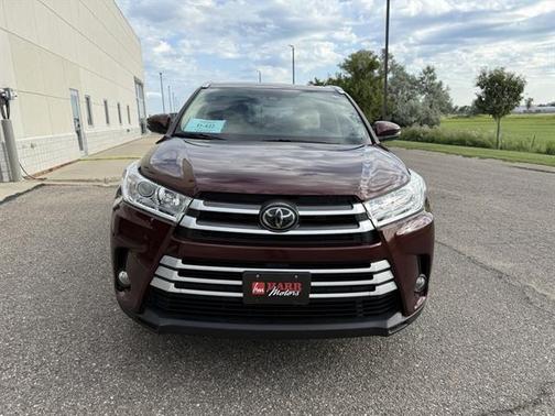 2019 Toyota Highlander Limited Platinum
