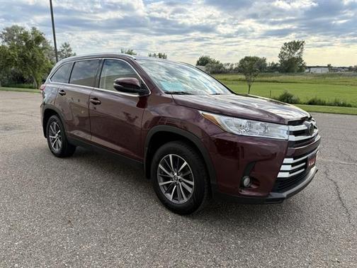 2019 Toyota Highlander Limited Platinum