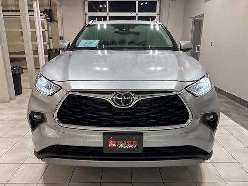 2025 Toyota Highlander Hybrid Platinum