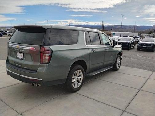 2023 Chevrolet Suburban Premier
