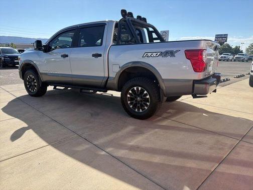 Brilliant Silver Metallic 2018 Nissan Titan PRO-4X