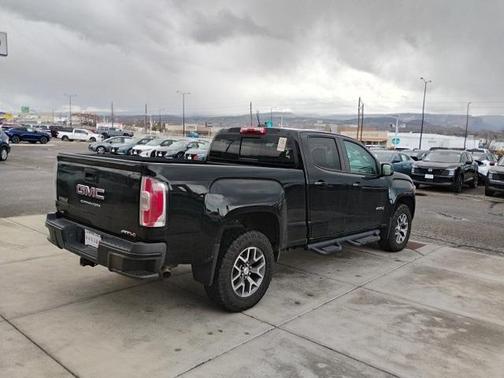2022 GMC Canyon AT4 w/Cloth