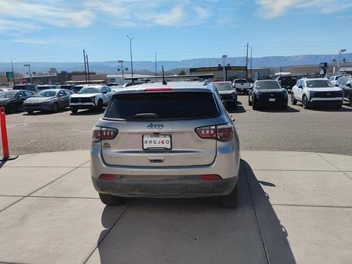 2017 Jeep Compass Sport