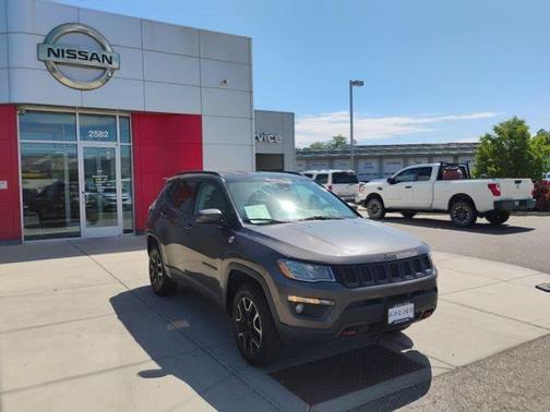 Granite Crystal Clearcoat Metallic 2021 Jeep Compass Trailhawk