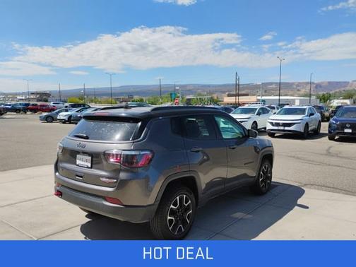 Granite Crystal Metallic Clearcoat 2021 Jeep Compass Trailhawk