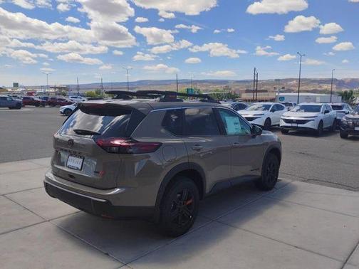 Baja Storm 2026 Nissan Rogue Rock Creek